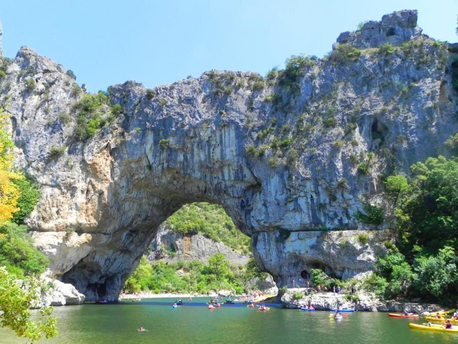 Gite Mon Paradis Vallon-Pont-dʼArc Dış mekan fotoğraf